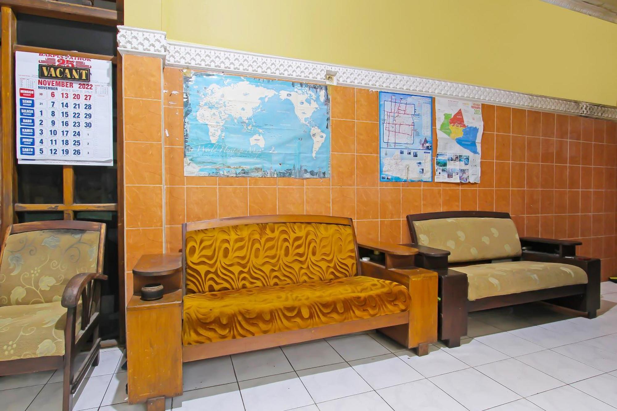 Spot On 91911 Rejeki Homestay Syariah Malioboro Yogyakarta Exterior foto