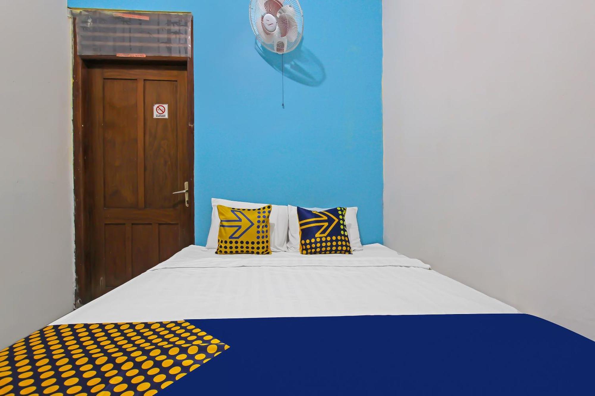 Spot On 91911 Rejeki Homestay Syariah Malioboro Yogyakarta Exterior foto
