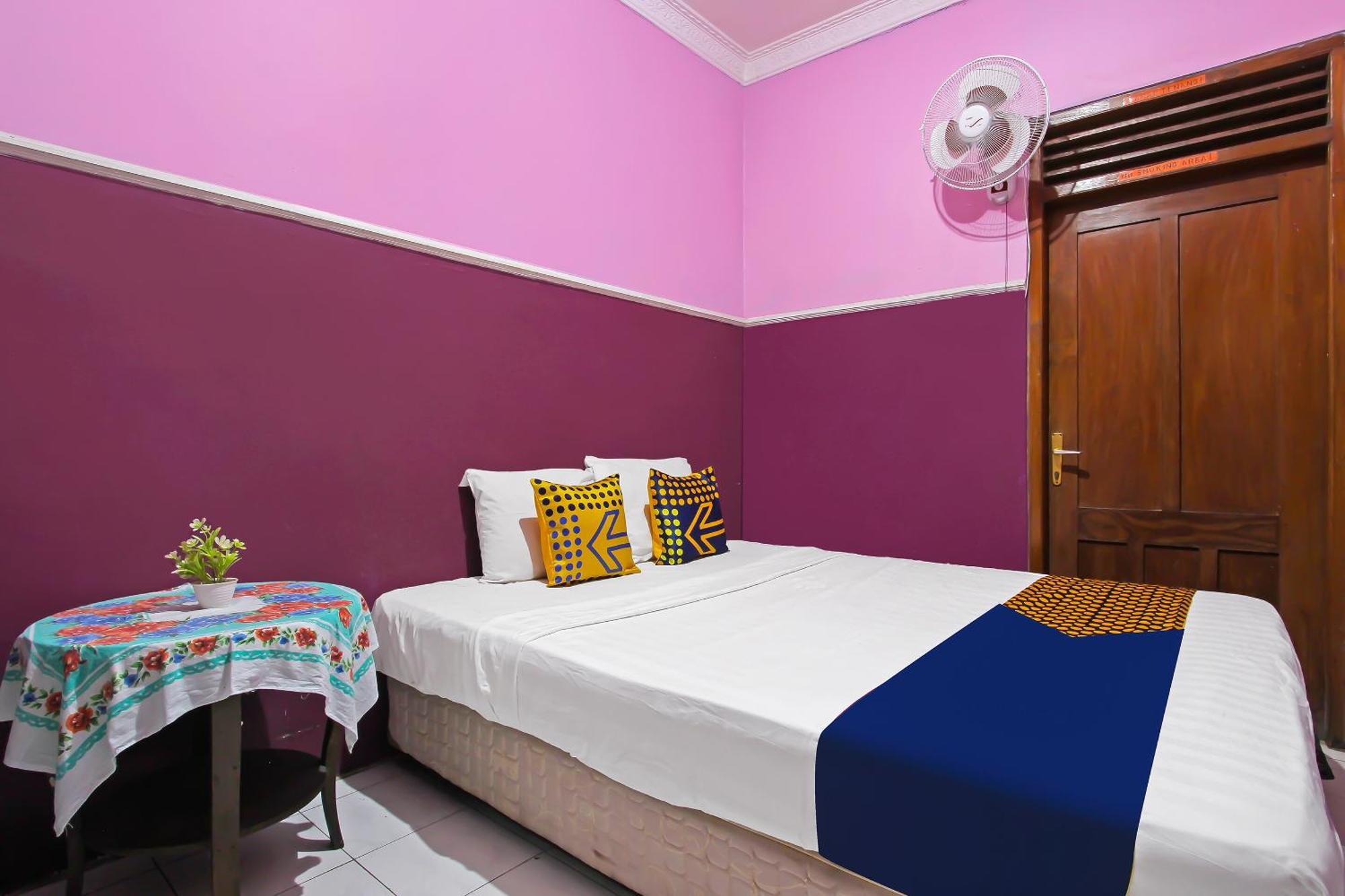 Spot On 91911 Rejeki Homestay Syariah Malioboro Yogyakarta Exterior foto